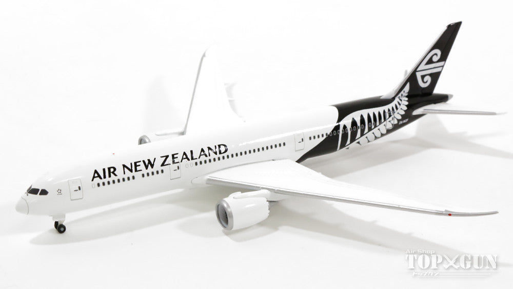 787-9 Air New Zealand ZK-NZF 1/500 [527873]