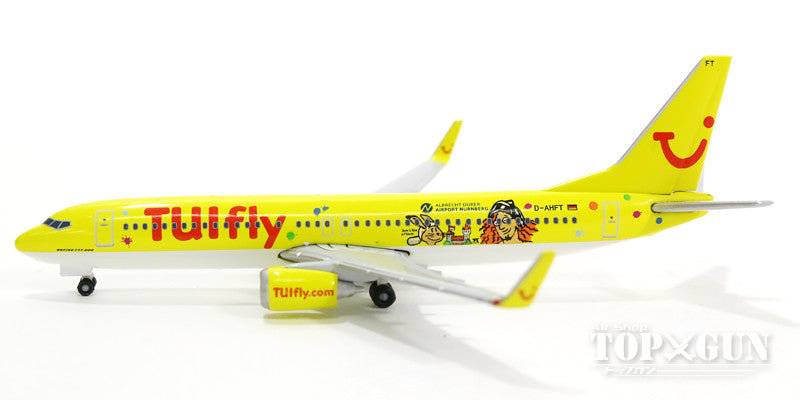 737-800w TUI Fly special paint "Durer &amp; Klexi" D-AHFT 1/500 [528177]