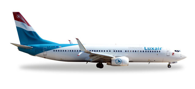 737-800w ルクス・エア LX-LBA 1/500 [528436]
