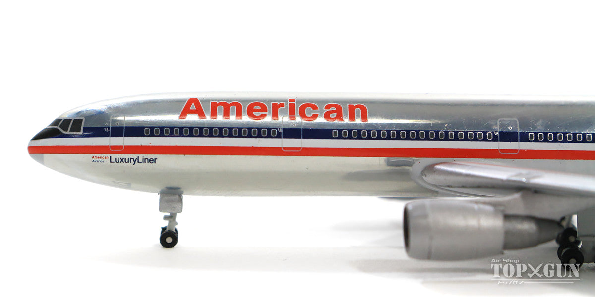 DC-10-30 American Airlines 1980s N137AA 1/500 [531207]