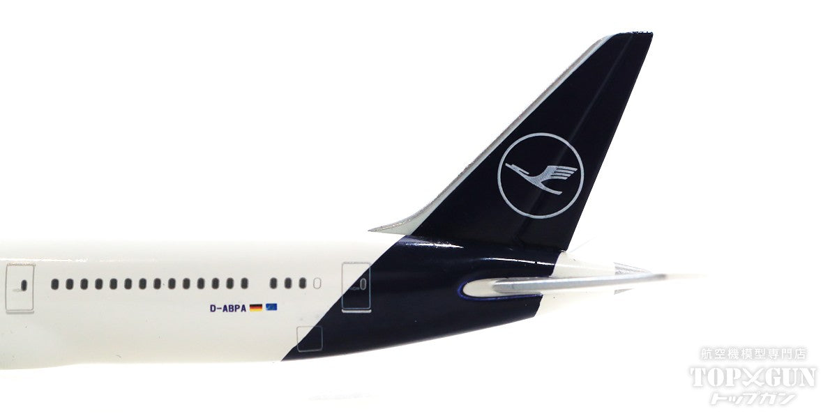 787-9 Lufthansa D-ABPA "Berlin" 1/500 [535946]