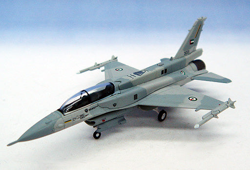 F-16F UAE United Arab Emirates Air Force 1/200 [551786]