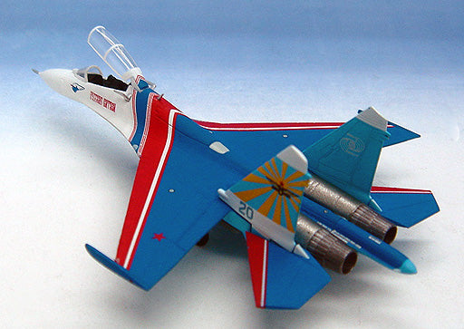 Su-27UB Russian Air Force Acrobatic Team Russian Knights (Windshield Open) 1/200 [551816]