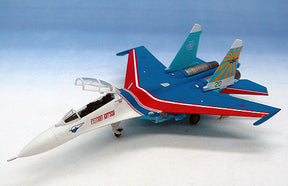 Su-27UB ロシア空軍 アクロバットチーム Russian Knights（風防開)1/200 [551816]