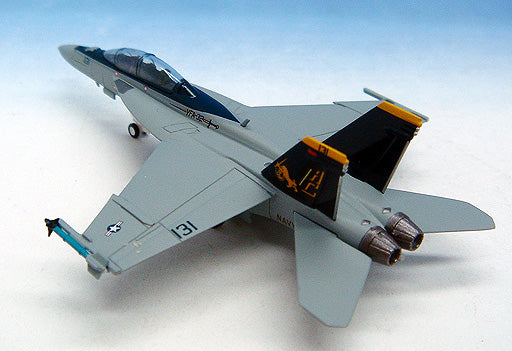 F/A-18F (two-seater) US Navy 32nd Fighter Attack Squadron "Swordsmen" Wing Commander #131 1/200 [551939]