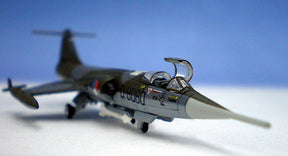 F-104G オランダ空軍 第323飛行隊 Diana レーワールデン基地 D-8060 1/200 [552813]