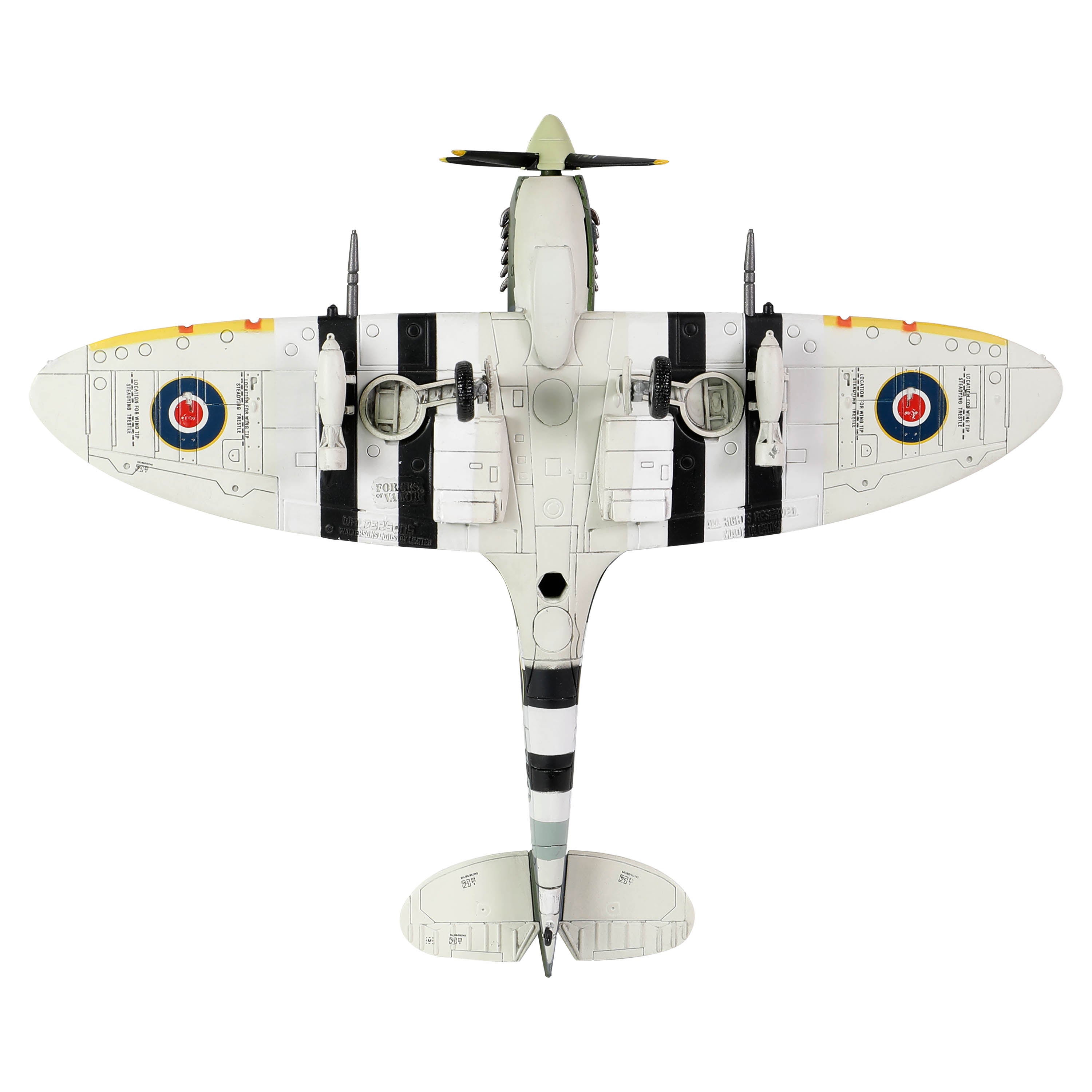 Spitfire Mk.IX, Royal Canadian Air Force, No. 144 Wing, Commander James "Johnny" Johnson, RAF Kenly, Normandy landings, 1944, JE-J/MK392, 1/72 [55312]