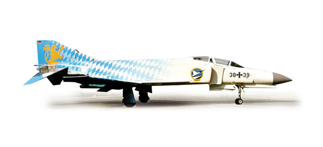 F-4FファントムII ドイツ空軍 第74戦闘航空団 「メルダーズ」 部隊40周年記念塗装 01年 38+39 1/200 [554107]
