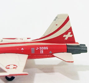 F-5EタイガーII スイス空軍 アクロバットチーム「パトルイユ・スイス」 Tiger Cinque J-3086 1/200 [555289]