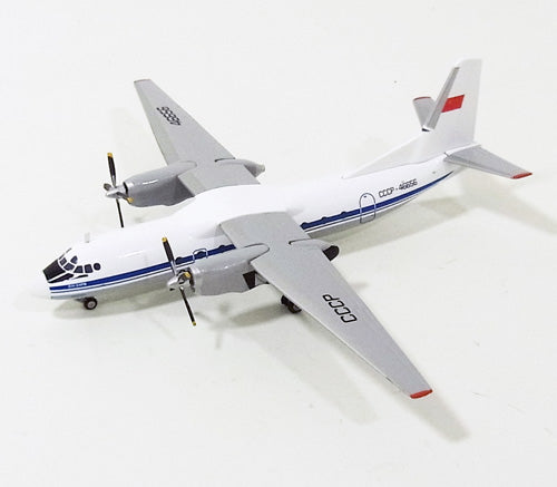 An-24RV Aeroflot Soviet Airlines CCCP-46656 1/200 *Made of metal [555401-001]