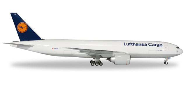 [Pre-order item] 777F (cargo type) Lufthansa Cargo D-ALFC "Nihao China" 1/200 *Plastic [556194-001]