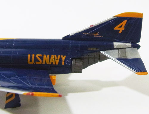 F-4Jファントム アメリカ海軍 デモチーム 「ブルーエンジェルス」 4番機（スロットポジション） 70年 #4 1/200 [556408]