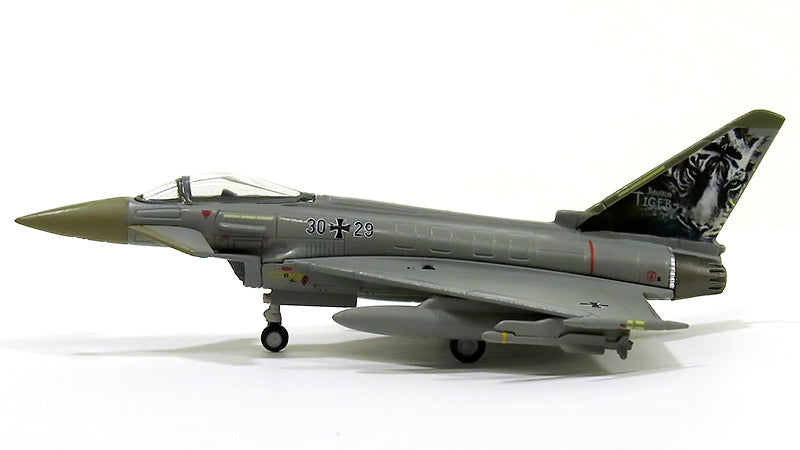 [Pre-order item] Eurofighter EF-2000 Typhoon German Air Force 74th Tactical Air Wing (formerly 74th Fighter Wing) Special Paint "Tiger Meet 2013" 1/200 [556514]