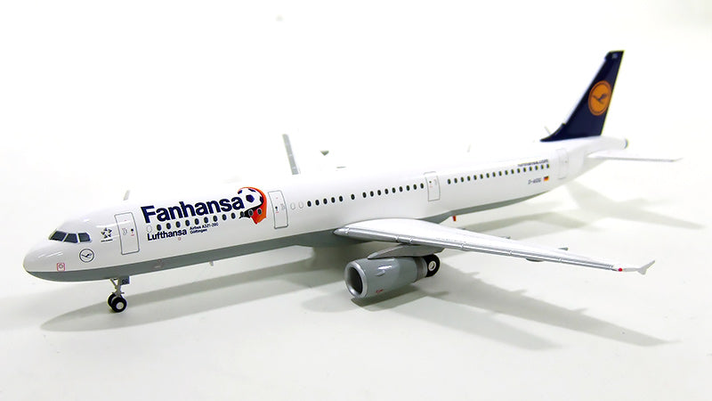 A321 Lufthansa Special Paint "Fanhansa" D-AIDG 1/200 *Plastic [556750]