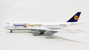 747-8i ルフトハンザドイツ航空 特別塗装 「Fanhansa Siegerflieger（勝者のフライト）」 D-ABYI  1/200 ※プラ製 [556767]