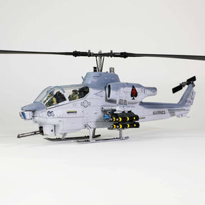 AH-1W アメリカ海兵隊 第267海兵軽攻撃ヘリコプター飛行隊「スティンガーズ」 最終運用時 2012年 キャンプ・ペンドルトン基地 UV06/#165326 1/48 [55708]