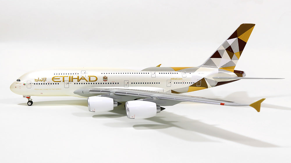 A380 Etihad Airways New Paint A6-APA 1/200 *Plastic [557092]