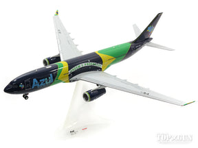 A330-200 アズール航空 「Brazilian Flag」 1/200 ※プラ製 [557238]