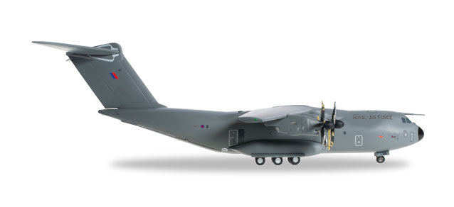 A400Mアトラス イギリス空軍 第70（LXX）飛行隊 ブライズノートン基地 ZM400 1/200 ※金属製 [557641]