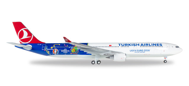 A330-300 ターキッシュ・エアラインズ 特別塗装 「UEFAユーロ2016」 TC-JOH 1/200 ※プラ製 [558105]