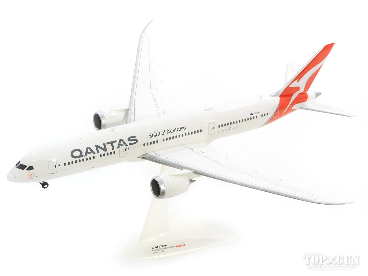 787-9 Qantas New Paint VH-ZNA 1/200 *Plastic [558778]