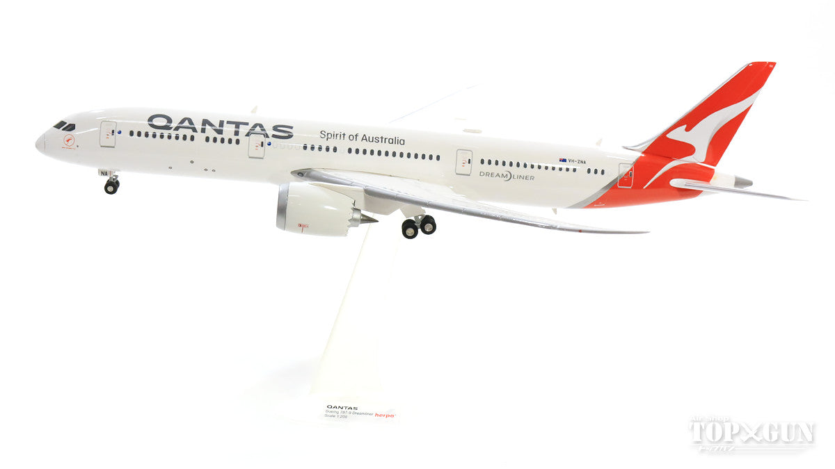 787-9 Qantas New Paint VH-ZNA 1/200 *Plastic [558778]