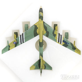 B-52H アメリカ空軍 第410爆撃航空団 第644爆撃飛行隊 特別塗装 「D-Day」 K.I，.ソーヤー基地・ミシガン州 #60-0057 1/200  [559003]