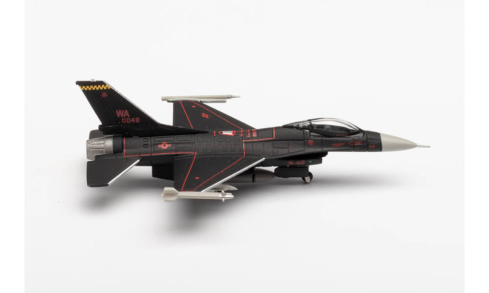 F-16C US Air Force 64sq Nellis Air Force Base "Wraith" 89-2048 1/200 *Made of metal [571098]