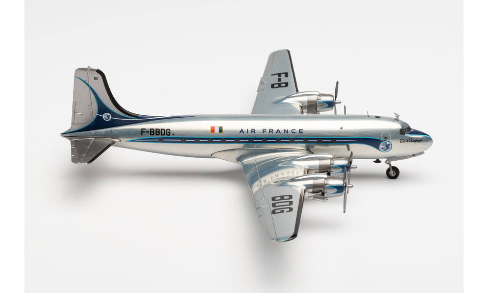 DC-4 Air France F-BBDG "Ciel de Champagne" 1/200 *Made of metal [571104]