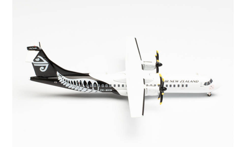 ATR-72-600 Air New Zealand ZK-MVN 1/200 *Made of metal [571111]