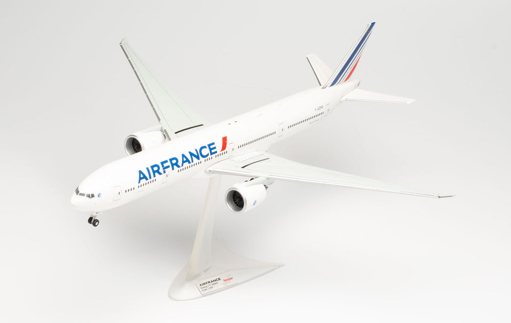 777-300ER Air France 2021 new paint F-GZND "La Rochelle" 1/200 [571784]