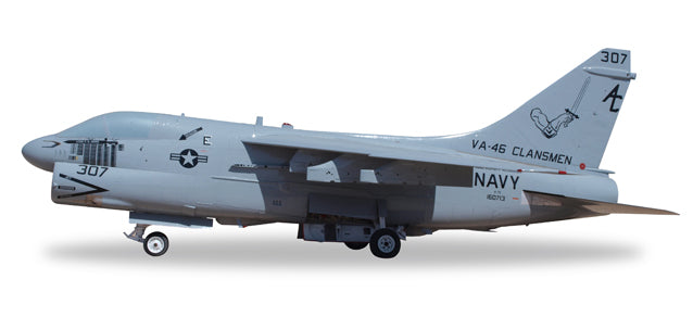 A-7EコルセアII アメリカ海軍 第46攻撃飛行隊 「クランスメン」 引退時 91年 （ピマ博物館保存機）#160713 1/72 [580175]