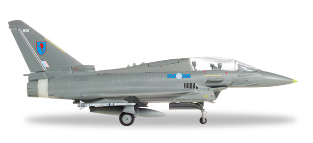 ユーロファイター タイフーンT.3（複座型） イギリス空軍 第6飛行隊 ロッシーマス基地 ZJ809 1/72 [580281]