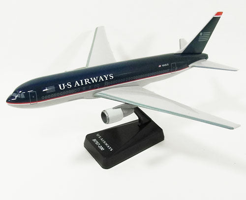 767-200 US Airways (Snap-in model, stand version, no landing gear) *Plastic 1/200 [605762]