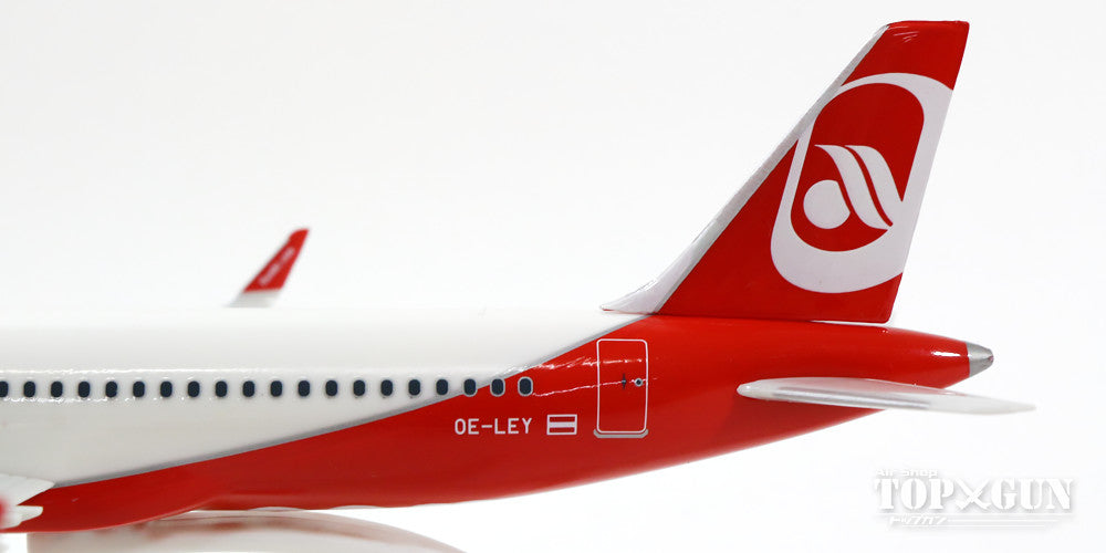 A320 ニキ航空 （スナップインモデル・スタンド仕様・ランディングギアなし） OE-LEY 1/200 ※プラ製 [609708-001]