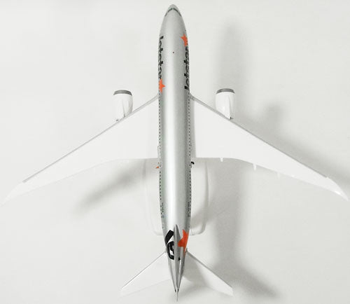 787-8 Jetstar (Snap-in model, stand version, no landing gear) *Plastic 1/200 [609883]