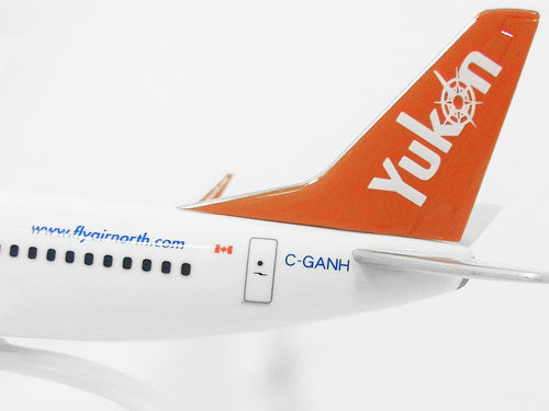 737-500 Air North (Canada) (Snap-in model, stand model, no landing gear) *Plastic 1/180 [609937]