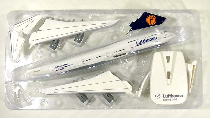 747-8i Lufthansa (Snap-in model, stand version, no landing gear) D-ABYH 1/250 *Plastic [610001]