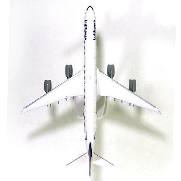 A340-600 Lufthansa (Snap-in model, stand version, no landing gear) D-AIHB 1/250 *Plastic [610025]