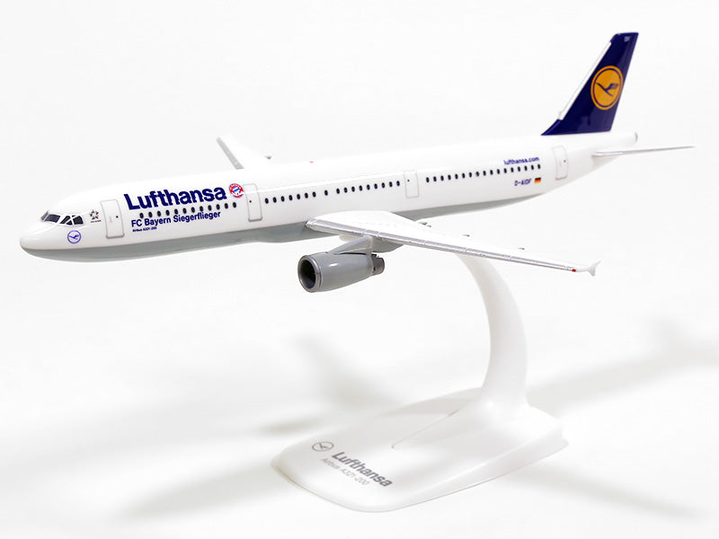 A321 Lufthansa Special Paint "FC Bayern/Siegerflieger" D-AIDF 1/200 *Plastic, no wheels [610384]