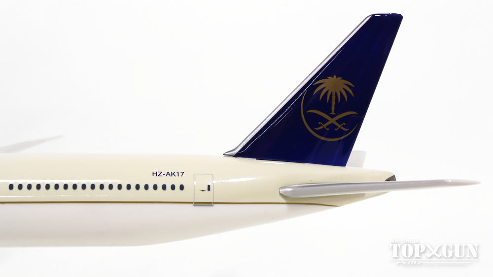 777-300ER Saudi Arabian Airlines (Snap-in model, stand version, no landing gear) HZ-AK17 1/200 *Plastic [610421]