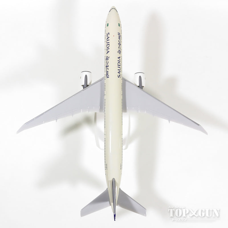 777-300ER Saudi Arabian Airlines (Snap-in model, stand version, no landing gear) HZ-AK17 1/200 *Plastic [610421]