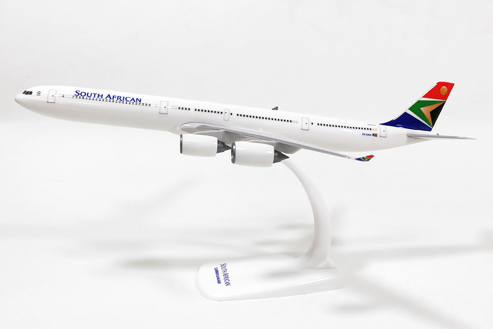 A340-600 South African Airways ZS-SNH 1/250 *No gear/Plastic [610476]