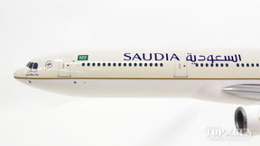 A330-300 サウジアラビア航空 HZ-AQA  1/200 （スナップインモデル・スタンド仕様・ランディングギアなし）※プラ製 [610490]