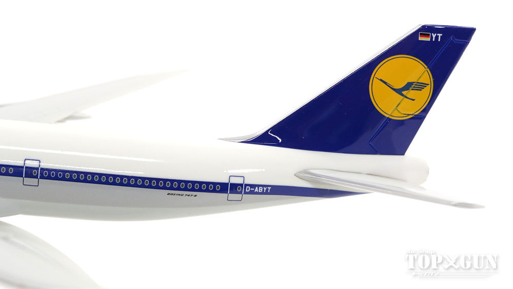 747-8i Lufthansa Special Paint "50s Retro" (Snap-in model, stand version, no landing gear) D-ABYT "Cologne" 1/250 *Plastic [610599]