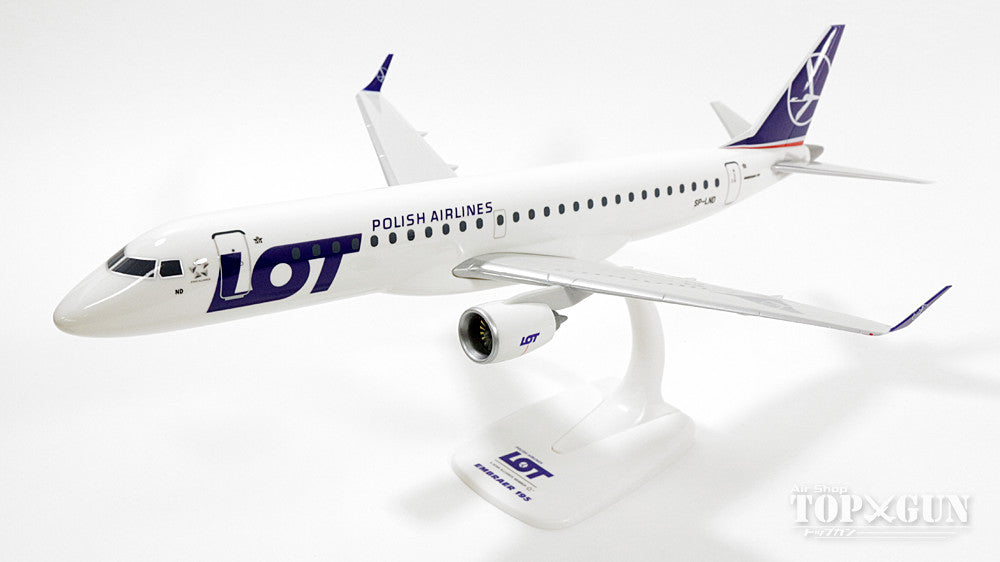 Embraer 195LR LOT Polish Airlines (Snap-in model, stand version, no landing gear) SP-LND 1/100 *Plastic [610605]