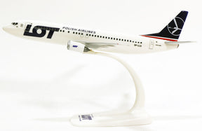 737-400 LOTポーランド航空 （スナップインモデル・スタンド仕様・ランディングギアなし） SP-LLG 1/180 ※プラ製 [610612]