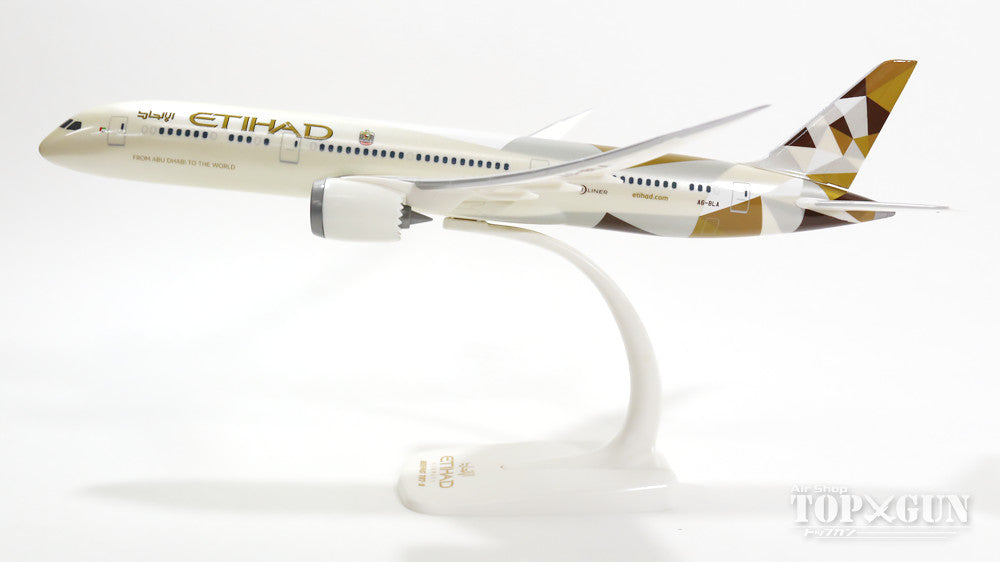 787-9 Etihad Airways (Snap-in model, stand version, no landing gear) A6-BLA 1/200 *Plastic [610636]