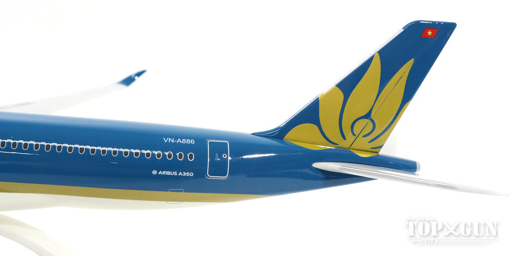 A350XWB Vietnam Airlines (Snap-in model, stand version, no landing gear) VN-A886 1/200 *Plastic [610711]