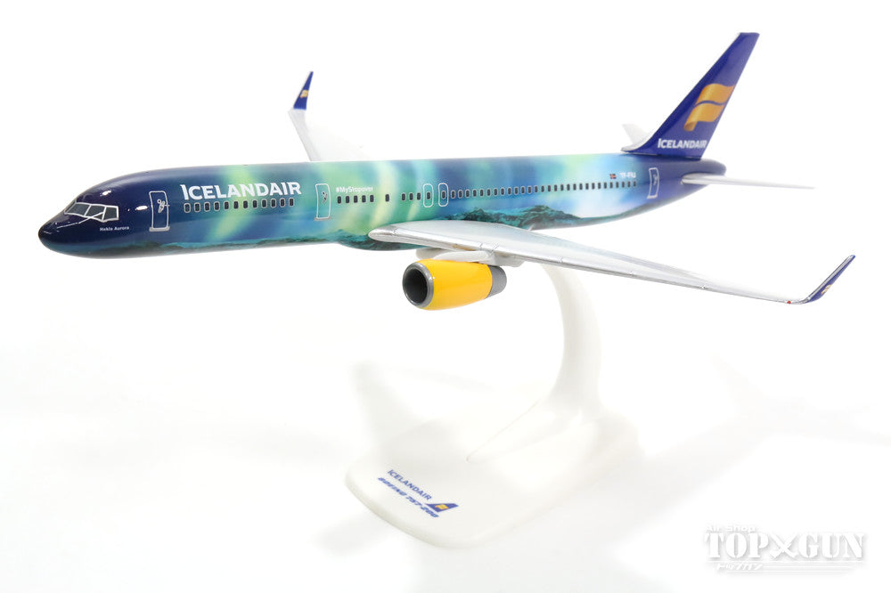 757-200w Icelandair special paint "Hekla Aurora" (snap-in model, stand specification, no landing gear) TF-FIU 1/200 *Plastic [610735]